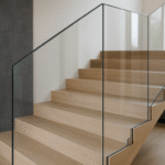 Berėmiai stiklo turėklai – minimalistinė prabanga jūsų interjere